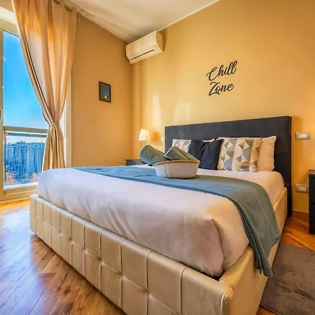 Apartment Sunny & Updated Flat With Panoramic View 50m From M4 Stop *