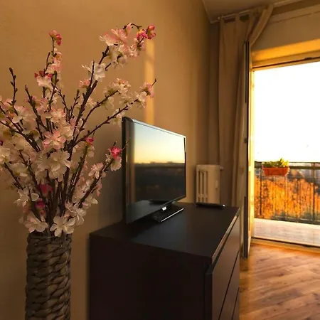 Sunny & Updated Flat With Panoramic View 50m From M4 Stop * Milan
